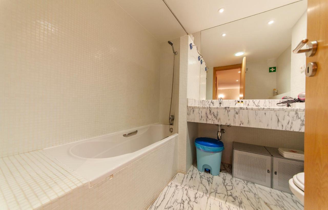A23 - Marina Palm View Apartment Lagos Luaran gambar